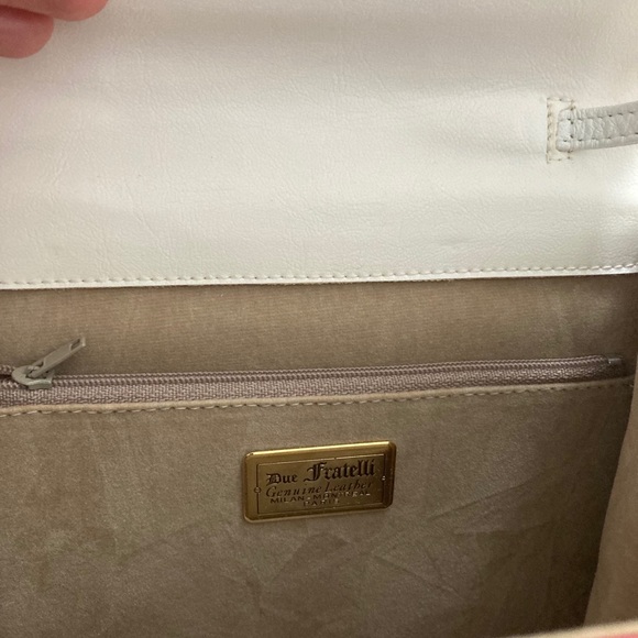 Vintage Due Fratelli Leather crossbody bag - Picture 8 of 15